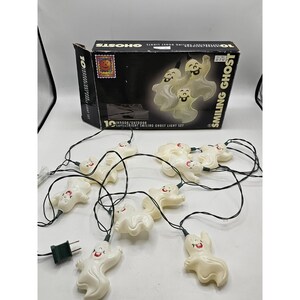 Zestaw 10 lampek wiszących z motywem uśmiechniętego ducha z lat 90. Wesołego, słodkiego Halloween