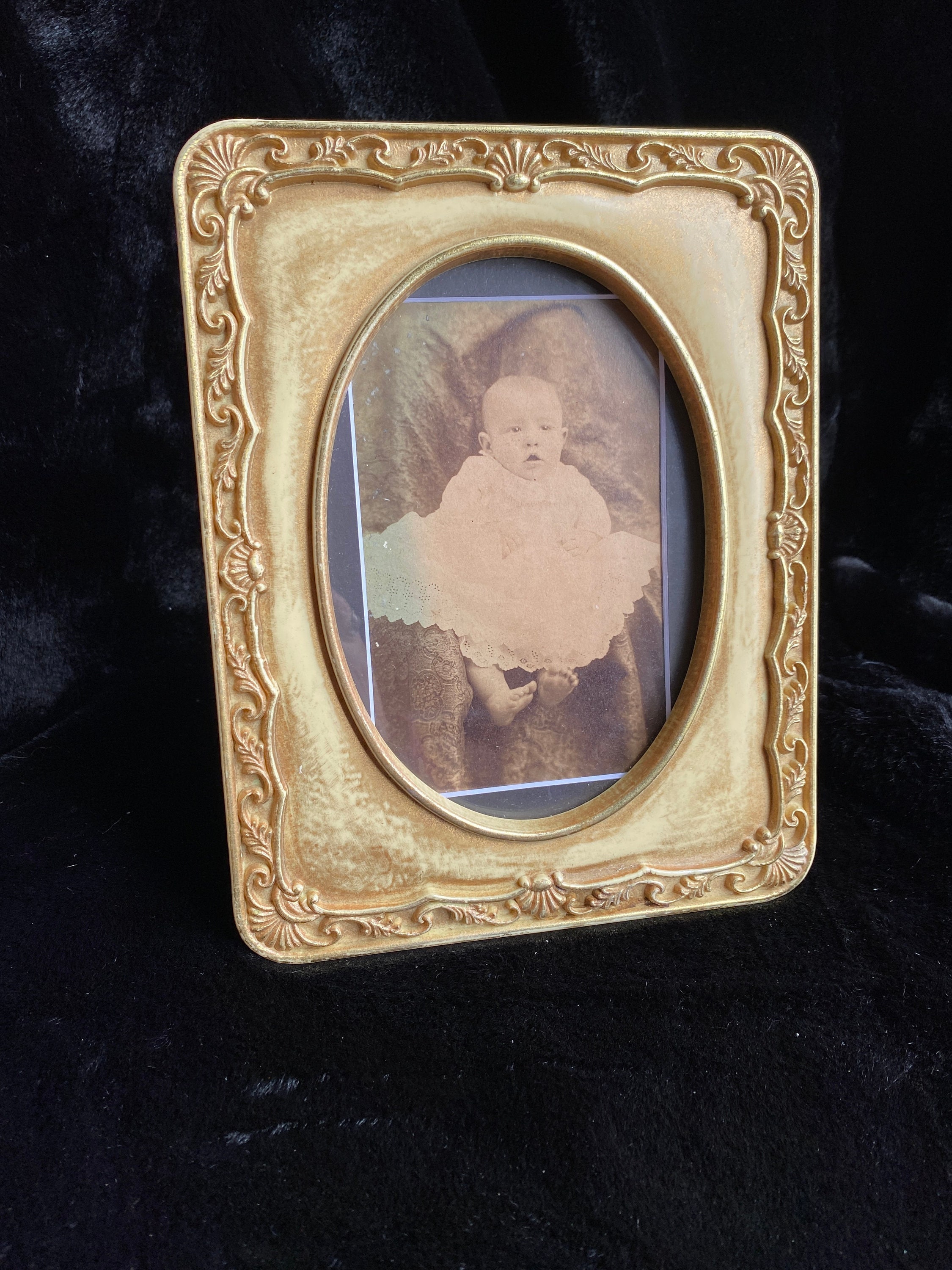 Pair of Vintage Picture Frame Baby Wall Hanging Postcard Frame