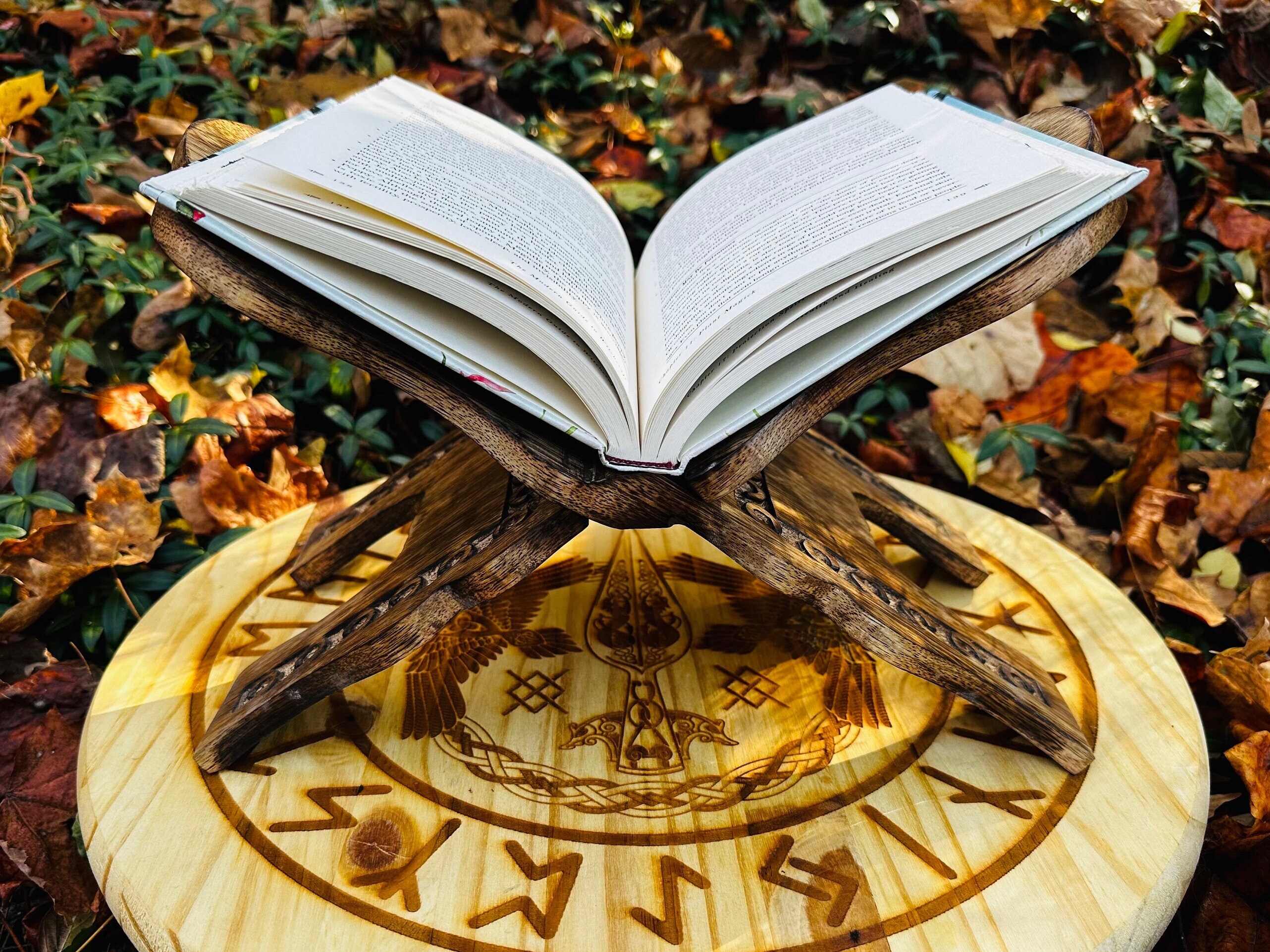 木製　古いブックスタンド　old book stand made of wood Book Stand Hand Folding Wooden Hand Carved Vintage 1960s