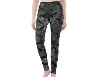 Zachte dameslegging yogabroek, vleermuisvliegpatroon, zwart en grijs, rekbare stof, comfortabel en licht, sportbroek, gothic fashion chic