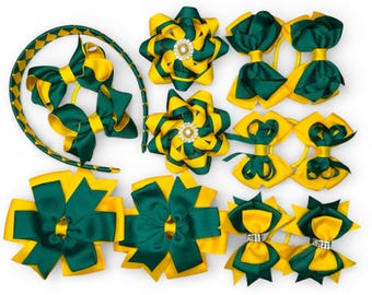 Paquete escolar de 13 artículos: accesorios para el cabello en amarillo y verde cazador, diadema con lazo, gomas para el pelo y pinzas.