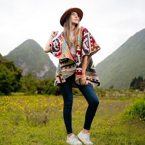 Alpaca World | Reversible Alpaca Poncho for Women | Sleeveless, Made in Ecuador by Otavalenos Artisans, | Perfect for Stylish Layering