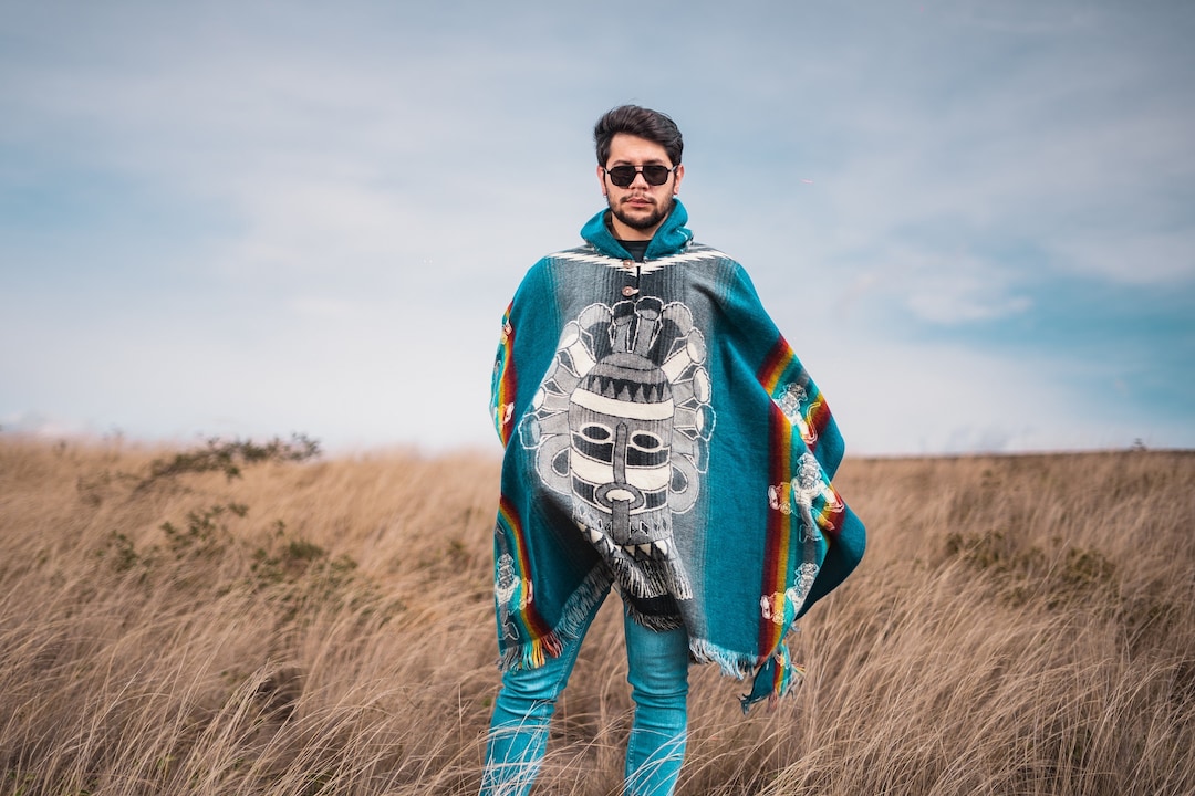 Alpaca World | Alpaca Ponchos for Men and Women | Handmade With the ...