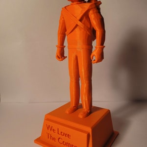 Lethal Company Employee Statue