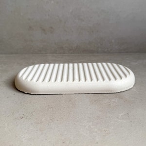 Concrete Soap Dish, Bar Soap Holder, Handmade Soap Tray, Sponge Holder, Cement Bathroom Accessories, Minimalist Soap Dish, Modern Soap Saver image 3