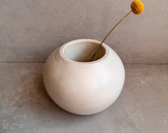 Wabi Sabi Concrete Vase, Modern Ball Vase, Minimalist Pottery, Japandi Vase Decor, Flower Container, Abstract Art Vase, Handmade Bud Vase