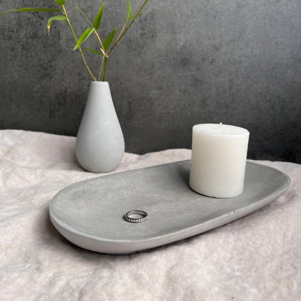 Large Oval Concrete Tray, Decorative Tray, Jewelry Display, Minimalist Cement Catchall, Table Decor, Scandi Organizer, Bathroom Bottle Tray