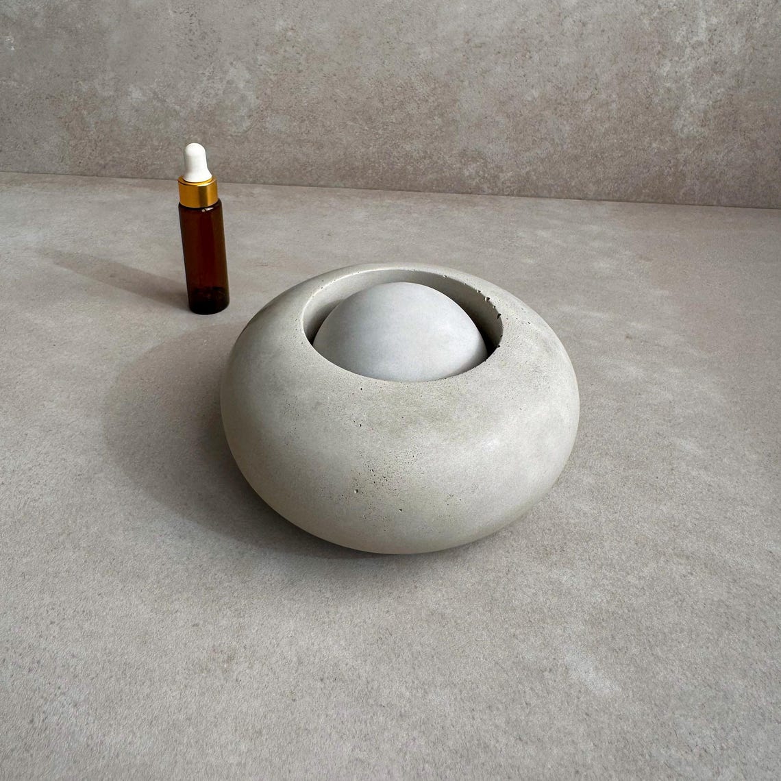 Passive Essential Oil Diffuser, Aromatherapy Ball, Concrete Dome ...