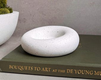 Bubble Concrete Bowl, Cloud Tray, Pebble Tray, Catch All Tray, Jewelry Display, Chunky Dish, Trinket Tray, Irregular Dish, Chubby Dish