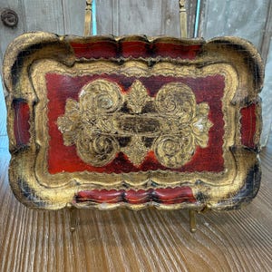 Florentine Tray, Red & Gold Decoration, Italian Florentine Tray, gold scroll design tray. Italian Florentine decor, vintage Florentine tray