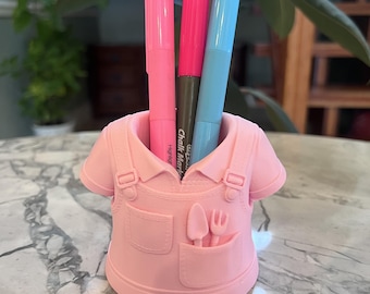 Farmer Outfit Pen Holder -3D Print Desk Organizer