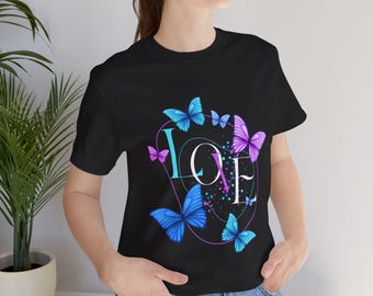 Butterfly Shirt, Floral Shirt, Love Butterfly Shirt, Casual Women shirt, Graphic Shirts, gift for her, everyday shirt, woman shirt ,