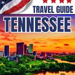 Könnte beinhalten: Ein Reiseführer für Tennessee mit einer Skyline von Nashville bei Sonnenuntergang. Der Reiseführer enthält den Text "Tennessee Blues & BBQ: In the Footsteps of Southern Culture" und "Travel Tips".