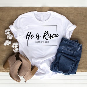 Er ist auferstandener digitaler Download | Cricut Dateien | SVG | PNG | Matthäus 28:6 | Christliche T-Shirts | Ostersonntag | T-Shirt für Kirche