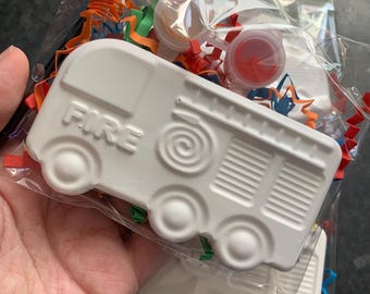 Paint Your Own Fire Engine Painting Craft Kit: Kids Party Favour, Plaster set