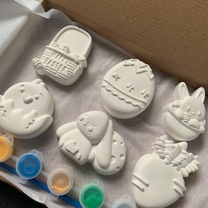 Paint Your Own Plaster Easter Shapes Kit: Kids Craft Set