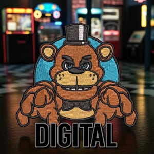 Peut inclure: Écusson brodé représentant un ours brun portant un chapeau haut de forme et un nœud papillon noirs, sur fond bleu cousu. Le mot "DIGITAL" est affiché en lettres blanches en bas.