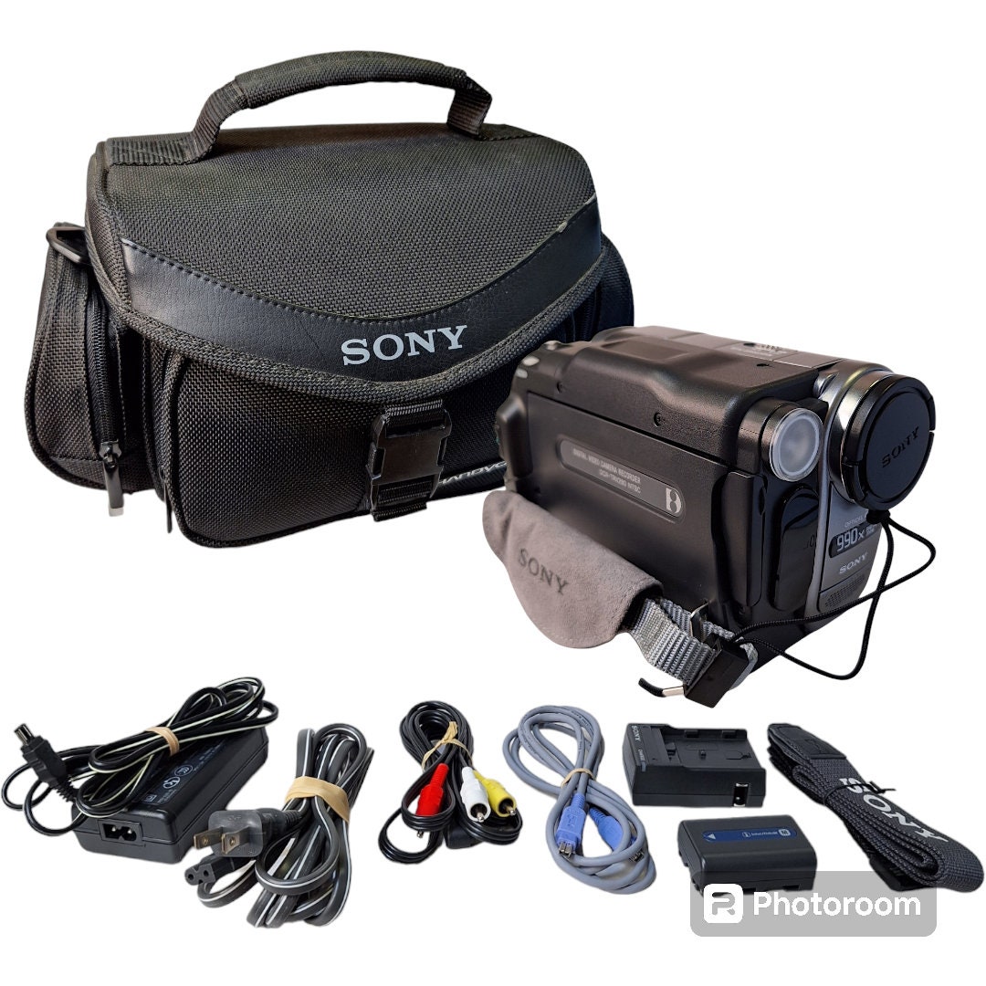 Vintage Sony Handycam Digital 8 Video Camera Recorder DCRTRV280 and