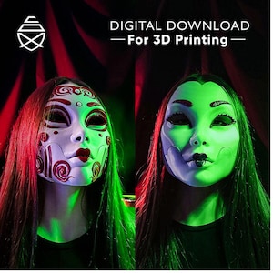 Peut inclure: Deux masques sont présentés, l'un blanc avec des tourbillons rouges et bruns, l'autre vert et bleu. Les masques sont destinés à l'impression 3D, comme l'indique le texte "DIGITAL DOWNLOAD - For 3D Printing -" en haut. Les masques ont de longs cheveux.