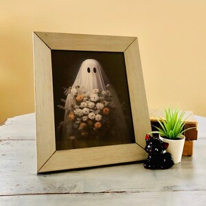 Flower Ghost Art Print Framed | Sheet Ghost Framed Art | Witch&#39;s Art Gothic Ghost Art Print on Canvas Funny Sheet Ghost Halloween Decoration
