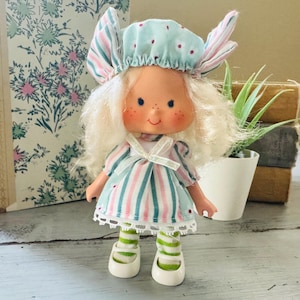 Vintage 1980&#39;s Angel Cake Party Pleaser Doll | 1980s American Greeting Strawberry Shortcake Scented Doll | Retro Kenner Doll Strawberry