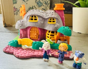 Casa de conejo vintage de los años 90, casa de Polly Pocket, Animal Wonderland / Polly Pocket Bluebird de 1994, la madriguera de Bianca, Polly Pocket retro completa