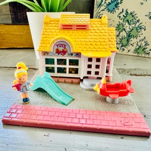 Vintage 1990&#39;s Polly Pocket Toy Shop Pollyville | 1993 Bluebird Polly Pocket Pollyville Polly&#39;s Toy Shop | Polly Pocket Toy Shop