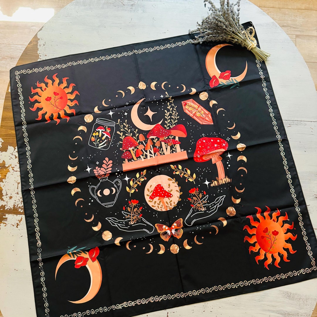  Botanical Moon Phase Mushroom Tarot Cloth