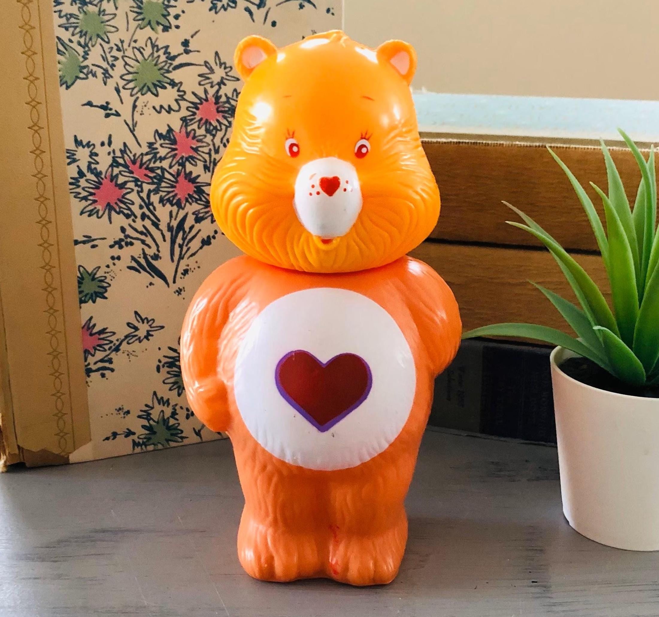 ヴィンテージドール magic bottle bear Vintage 1980's Tenderheart Bear Shampoo Bottle Care Bear Figure