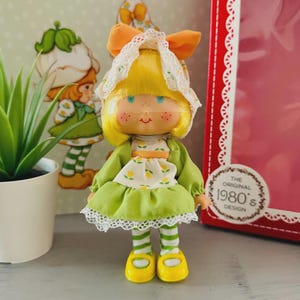 Vintage Style Strawberry Shortcake Doll | European Altaya Re-Issue Charlotte aux Fraises Mente a l&#39;eau Mint Tulip Party Pleaser Doll