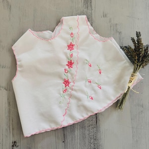 brodé Cradle Togs vintage des années 1970 | Robe de soirée boutonnée rétro des années 1970 pour nouveau-né | Vêtements de bébé pour nouveau-né