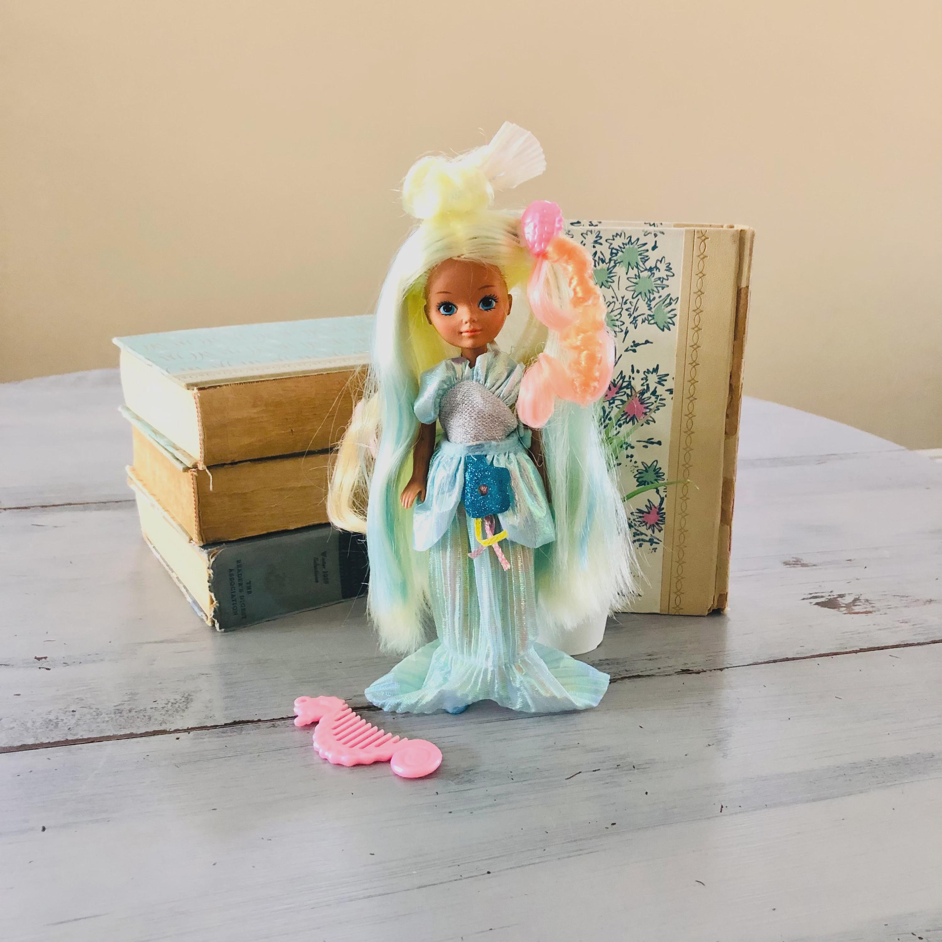 Vintage 1980's Lady Lovely Locks Enchanted Island Maiden