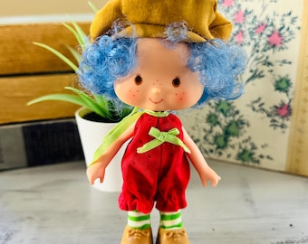 Vintage 1980's Crepe Suzette Doll in Berry Patch Berry Wear | 1980s Strawberry Shortcake Scented Doll | Kenner Crepe Suzette
