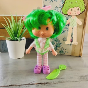 Muñeca vintage de gasa lima THQ de los años 90 / Muñeca retro de Strawberry Shortcake de Strawberryland Dance n' Berry-cise de 1991 / Muñeca con aroma a gasa lima de los años 90