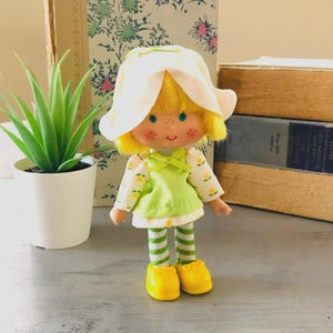 Vintage Style Strawberry Shortcake Doll | European Altaya Re-Issue Charlotte aux Fraises Menthe a L&#39;eau Mint Tulip Doll