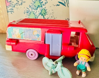 Vintage 1990's Vintage Polly Pocket Home on the Go! | 1995 Bluebird Polly's Polly's Camper | Retro Polly Pocket Pink Camper Trailer RV