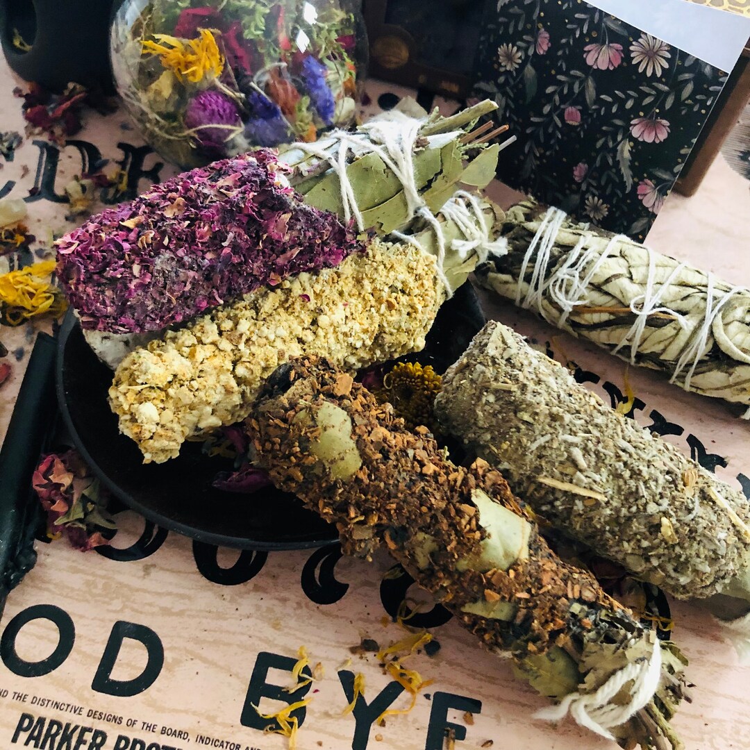 Handmade Smudge Bundles Cedar Bay Leaf Eucalyptus Smudges Etsy