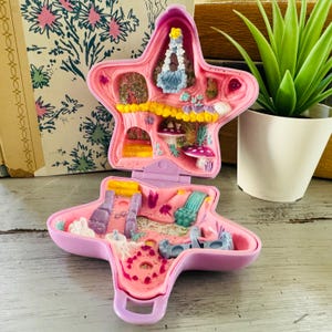 Vintage 1990&#39;s Polly Pocket Fairy Fantasy Purple Star Compact | 1992 Bluebird Polly Pocket Polly&#39;s Fairy Glade | 1990s Polly Pocket Toy