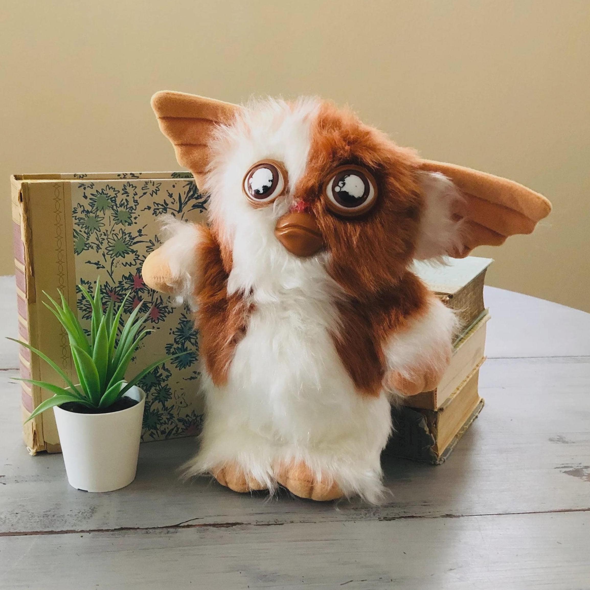 Gremlins / Vintage 1988 / Gizmo Plush Peluche Quiron / Spain 1990