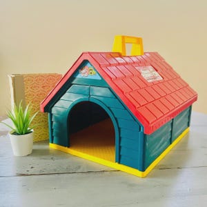 Vintage 1980&#39;s Pound Puppies Pup&#39;s Pad | Retro 80s Pound Puppies Dog House  Carrier | 1980&#39;s Tonka Pound Puppies Accessories