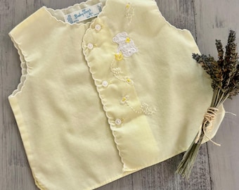 Top bordado para bebé vintage de los años 70 / Vestido retro de los años 70 para recién nacidos con botones / Ropa para bebé recién nacido con bordado de aguja