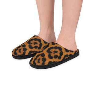 Cozy Leopard Print Women&#39;s Indoor Slippers, Luxurious House Shoes, Warm Winter Footwear, Gift for Her, Relaxation Essentials