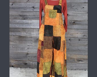 Bomullsmanchesterbyxor med extra breda ben och resår i ryggen samt justerbara remmar och fickor