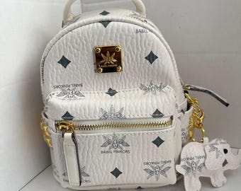 Women's and Girls Mini Leather Backpack, Portable mini backpack with Zipper Closure, Teens Mini Purse