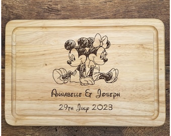 Disney Laser Engraved Chopping Board - Mickey & Minnie Gift 30x20cm - Sitting