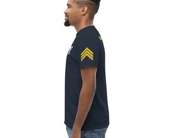 Men&#39;s classic Military t-shirt with Military Rank Insignia (Sergeant)
