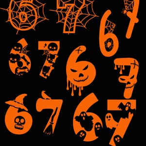 Op de afbeelding: Oranje cijfers 6 en 7 met Halloween-ontwerpen, waaronder spinnenwebben, schedels, geesten en een heksenhoed, op een zwarte achtergrond. Ideaal voor Halloween-decoraties.