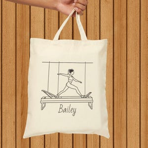 Pilates Gift, Customizable Pilates Girlie Gifts, Pilates Instructor Gift, Tote Bag for Reformer Pilates Lovers, Custom Name Pilates Tote