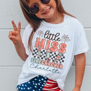 Camiseta personalizada de Little Miss Firecracker, camiseta personalizada para niñas del 4 de julio, camiseta patriótica, camiseta del 4 de julio