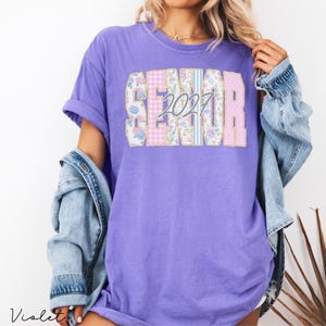Senior 2027 Girls Shirt, Floral Grandmillennial High School Senior Tee, Graduation Gift, Class of 2027 Violet